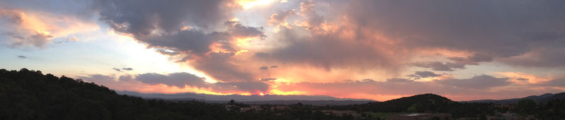 File:2013-06-05 IMG 0294 Fire Sunset Panorama (magdanz).jpg