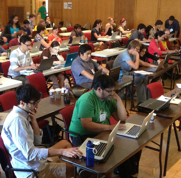 File:2013-06-04 IMG 0206 Lecture Hall (magdanz).jpg